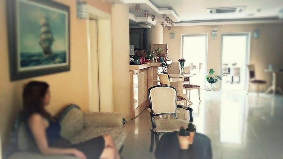 Oasis Hotel Szkála Kültér fotó